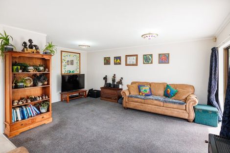 Photo of property in 93 Benmore Avenue, Cloverlea, Palmerston North, 4412