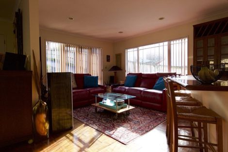 Photo of property in 2/32 Spencer Road, Pinehill, Auckland, 0632