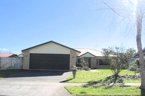 Photo of property in 8 Fendalton Drive, Rototuna, Hamilton, 3210