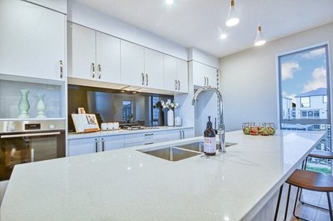 Photo of property in 23 Nephrite Lane, Henderson, Auckland, 0610