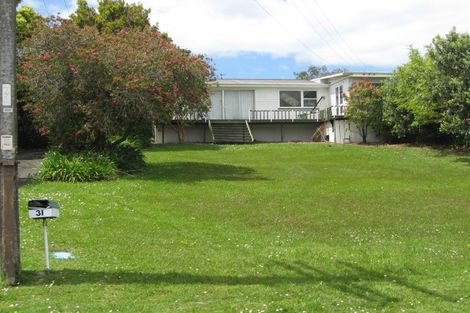 Photo of property in 31 Tindalls Bay Road, Tindalls Beach, Whangaparaoa, 0930