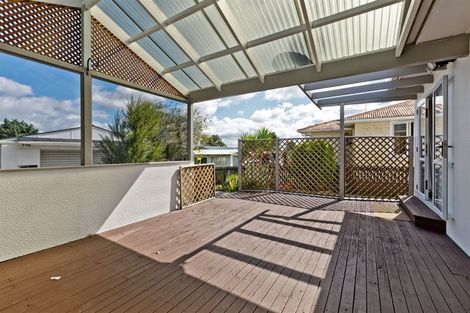 Photo of property in 738 East Coast Road, Pinehill, Auckland, 0632