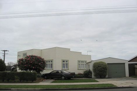 Photo of property in 87 Weraroa Road, Levin, 5510