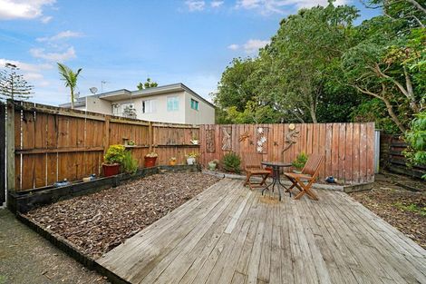 Photo of property in 3/1a Divich Avenue, Te Atatu South, Auckland, 0610