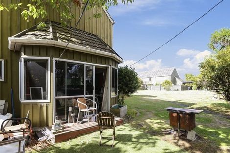 Photo of property in 100 Lake Road, Koutu, Rotorua, 3010