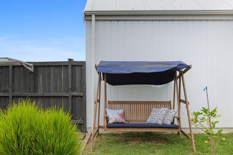 Photo of property in 26a Taikura Avenue, Red Beach, 0932