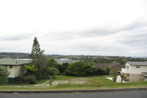 Photo of property in 77 Stanmore Bay Road, Stanmore Bay, Whangaparaoa, 0932