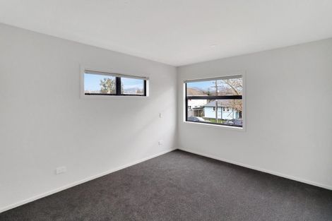 Photo of property in 137 Whites Line East, Waiwhetu, Lower Hutt, 5010