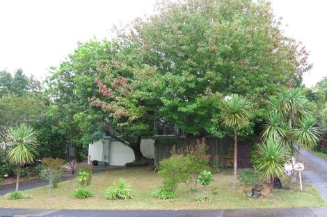 Photo of property in 54 Lavery Place, Sunnynook, Auckland, 0632