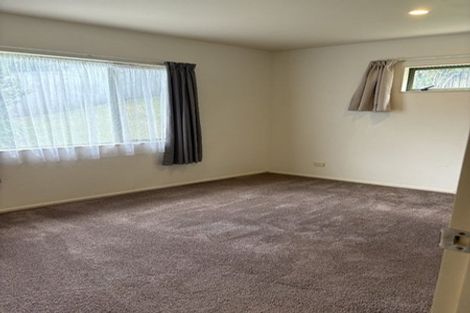 Photo of property in 2/25 Sapphire Place, Bayview, Auckland, 0629