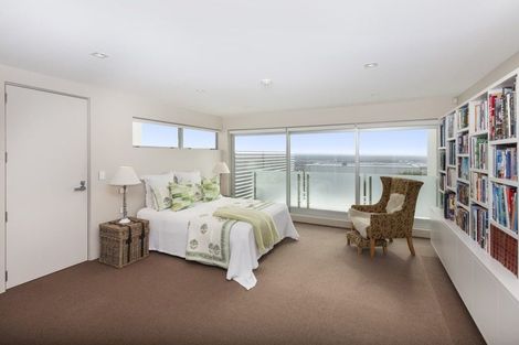 Photo of property in 50 Longhurst Terrace, Cashmere, Christchurch, 8022