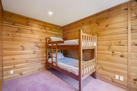 Photo of property in 31 Angela Place, Kinloch, Taupo, 3377