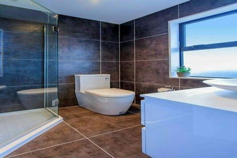 Photo of property in 13 Kohia Way, Huapai, Kumeu, 0810