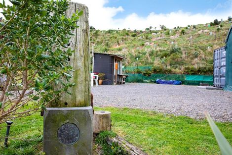 Photo of property in 456 Barrett Road, Omata, New Plymouth, 4374