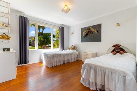 Photo of property in 21 Salem Place, Torbay, Auckland, 0630