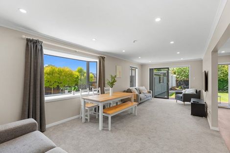 Photo of property in 17 Liverton Crescent, Bishopdale, Christchurch, 8053