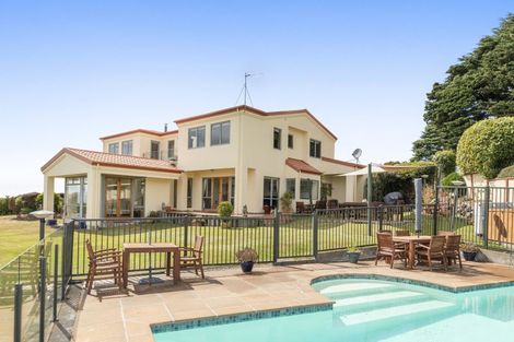 Photo of property in 344 Mount Pleasant Road, Mount Pleasant, Christchurch, 8081