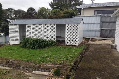 Photo of property in 20 Ribblesdale Road, Henderson, Auckland, 0612