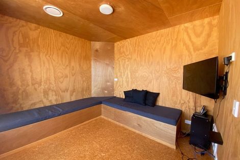 Photo of property in 9 Cameron Place, Fernhill, Queenstown, 9300