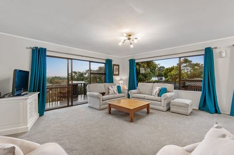 Photo of property in 44 Bay Vista Drive, Red Beach, 0932