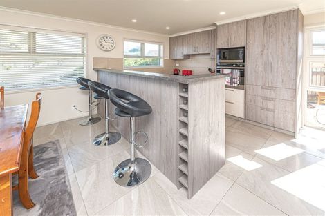 Photo of property in 98 Matai Street, Castlecliff, Whanganui, 4501