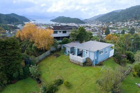 Photo of property in 25 Dorset Street, Picton, 7220