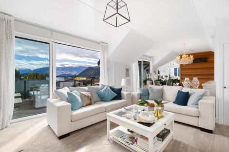 Photo of property in 15 Penrith Park Drive, Wanaka, 9305