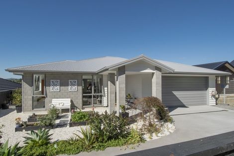 Photo of property in 41 Tamihana Avenue, Pyes Pa, Tauranga, 3112
