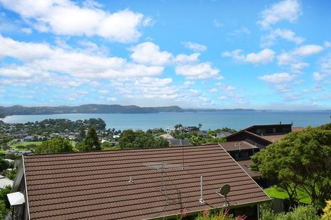 Photo of property in 236 Whangaparaoa Road, Red Beach, 0932