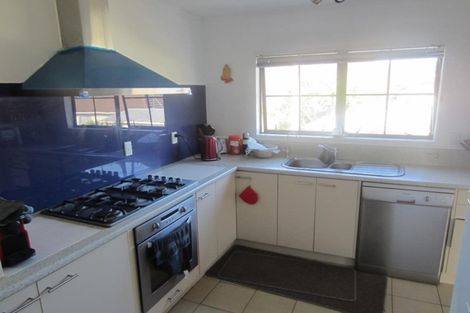 Photo of property in 94 Oxford Street, Tawa, Wellington, 5028