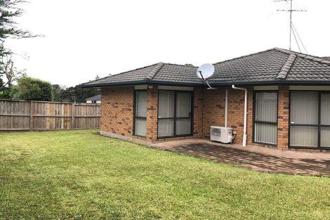 Photo of property in 33a Schnapper Rock Road, Greenhithe, Auckland, 0632