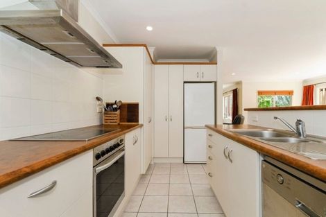 Photo of property in 11 Aclare Place, East Tamaki, Auckland, 2016