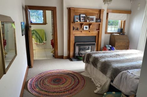 Photo of property in 43 Cameron Street, New Plymouth, 4310