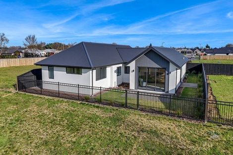 Photo of property in 20 Inch Crescent, Rangiora, 7400