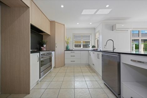 Photo of property in 1 Whitney Place, Rototuna North, Hamilton, 3210