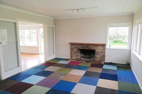 Photo of property in 22 Lowtherhurst Road, Massey, Auckland, 0614