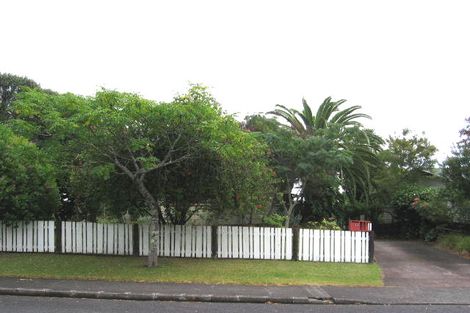 Photo of property in 40 Waitaki Street, Henderson, Auckland, 0612