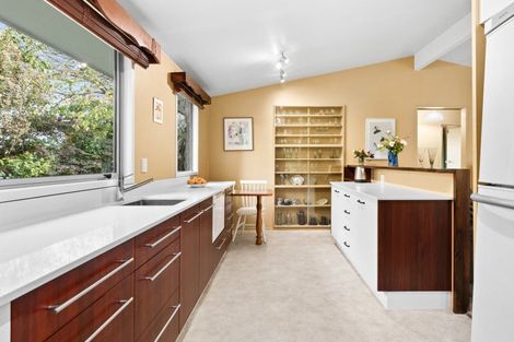 Photo of property in 12b Saint Hill Lane, Havelock North, 4130