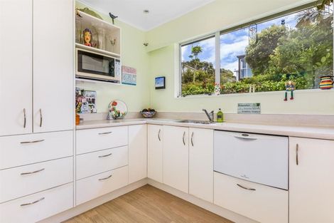 Photo of property in 4b The Track, Plimmerton, Porirua, 5026
