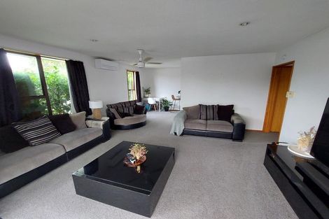 Photo of property in 1/46 Shannon Place, Belfast, Christchurch, 8051