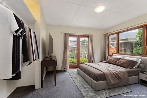 Photo of property in 18 Main Road, Waikanae, 5036