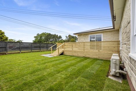 Photo of property in 14 Cowling Road, Hurdon, New Plymouth, 4310