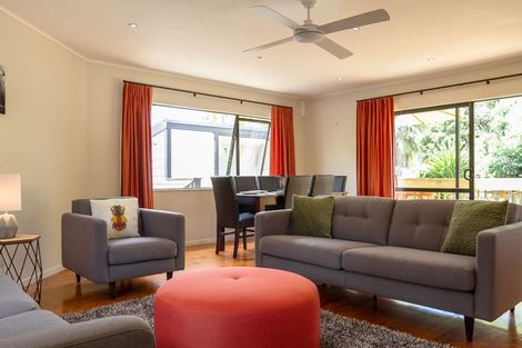 Photo of property in 24a Korotaha Terrace, Rothesay Bay, Auckland, 0630