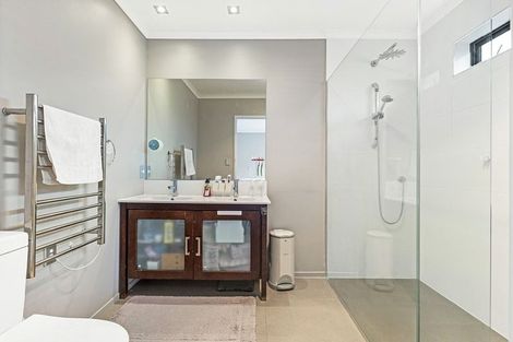 Photo of property in 20 Denham Court, Flagstaff, Hamilton, 3210