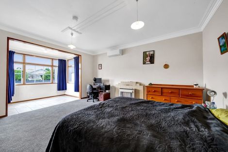 Photo of property in 1 Disraeli Street, Hawera, 4610