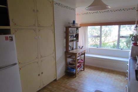 Photo of property in 41 Seaview Road, Glenfield, Auckland, 0629