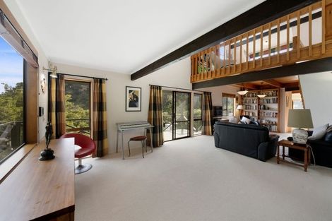 Photo of property in 126a Cheviot Road, Lowry Bay, Lower Hutt, 5013