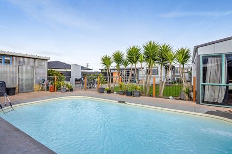 Photo of property in 22 Fantham Street, Hawera, 4610