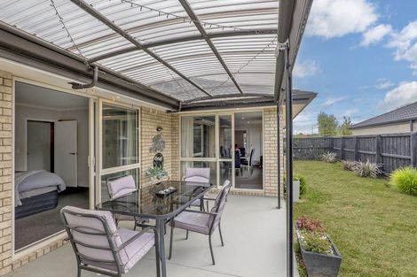 Photo of property in 30 Shillingford Boulevard, Rolleston, 7615