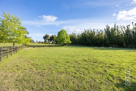 Photo of property in 218 Pomona Road, Kumeu, 0891